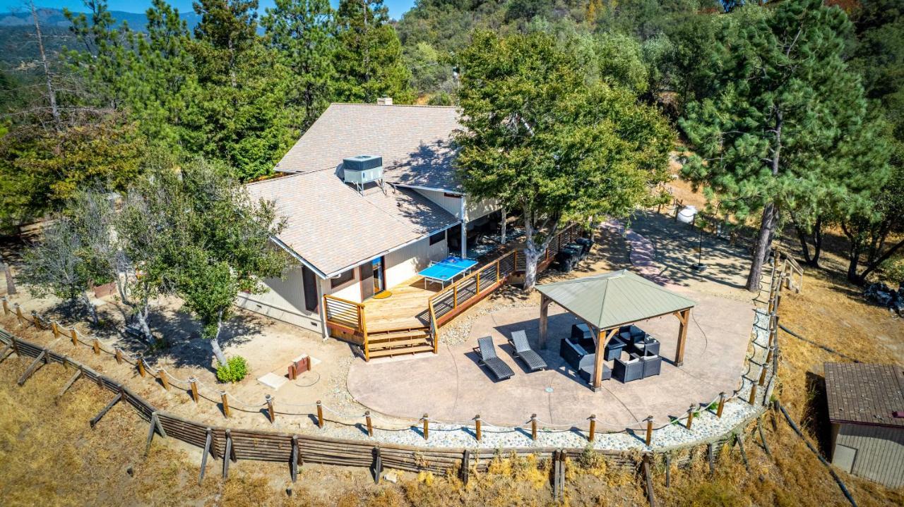 Mountain View Playhouse Near Yosemite & Bass Lake 오크허스트 외부 사진