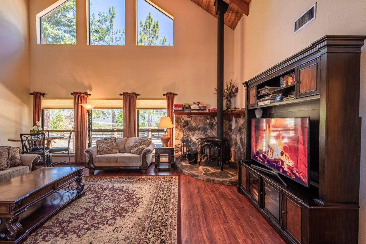 Mountain View Playhouse Near Yosemite & Bass Lake 오크허스트 외부 사진
