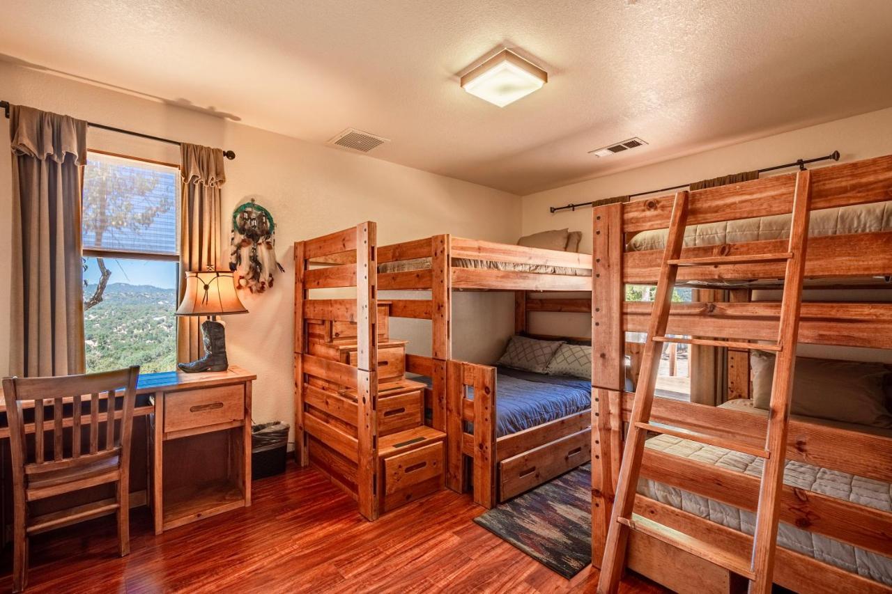 Mountain View Playhouse Near Yosemite & Bass Lake 오크허스트 외부 사진
